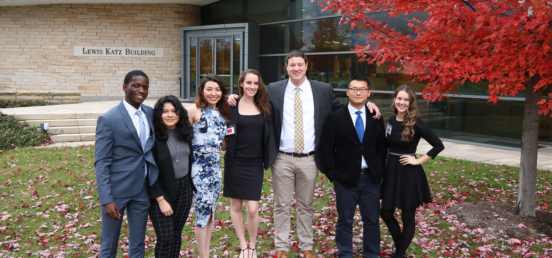 SIA students during the Army War College simulation