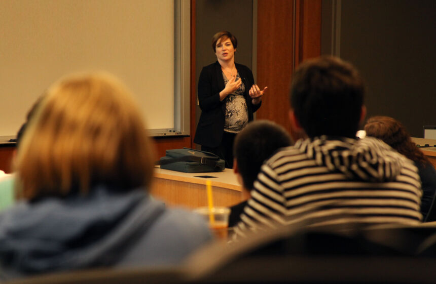 Moira Whelan, deputy assistant secretary for digital strategy with the U.S. State Department speaks to students